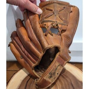 Vintage Hurricane D-277 Baseball Glove Top Grain Cowhide Leather Fielder Mitt